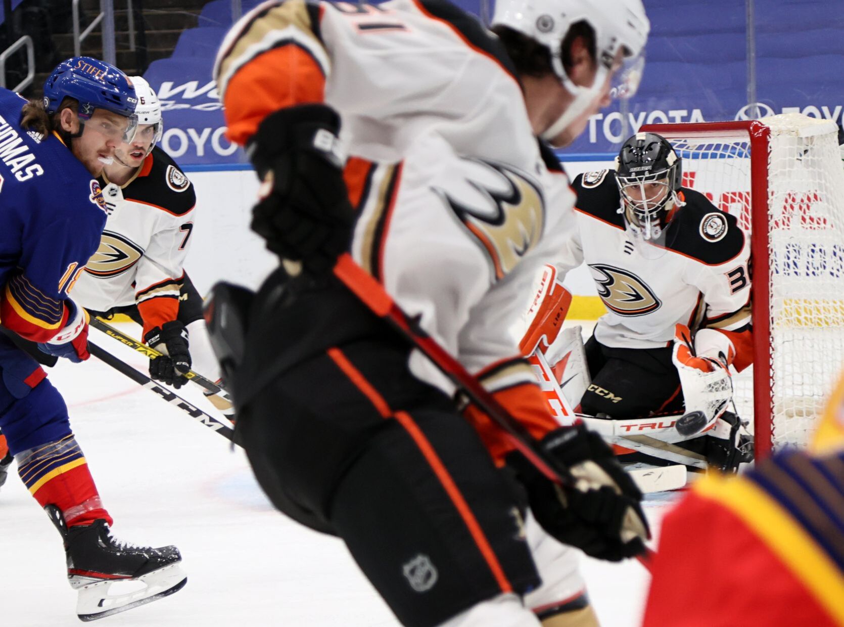 Anaheim Ducks vs St. Louis Blues